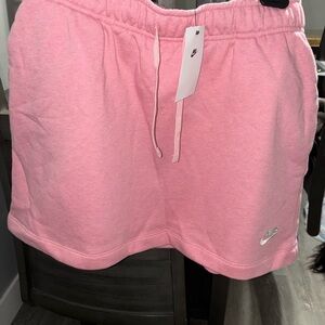Nike Women's Soft Pink Athletic Skirt